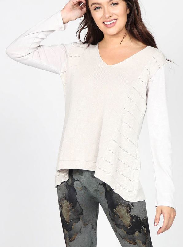 mrena vnck sweater with contrast sleeve in windchime front